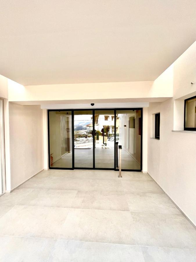 City Hill Luxury Apartments Яніна Екстер'єр фото